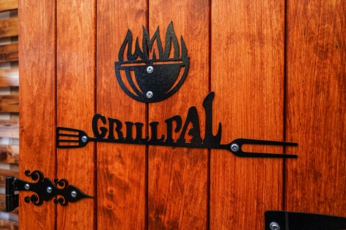 GRILLPAL dřevěná udírna Profi Smoker Maxi 60x60, 345 l, barva teak
