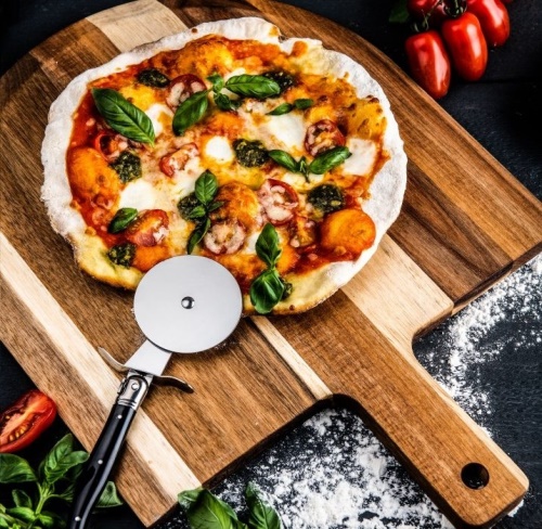 LAGUIOLE Premium kráječ a prkénko na pizzu